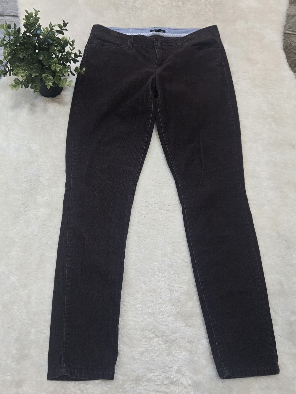 Tommy Hilfiger Brown Skinny Pinwale Corduroy Earthy Preppy Pants, Size 4
